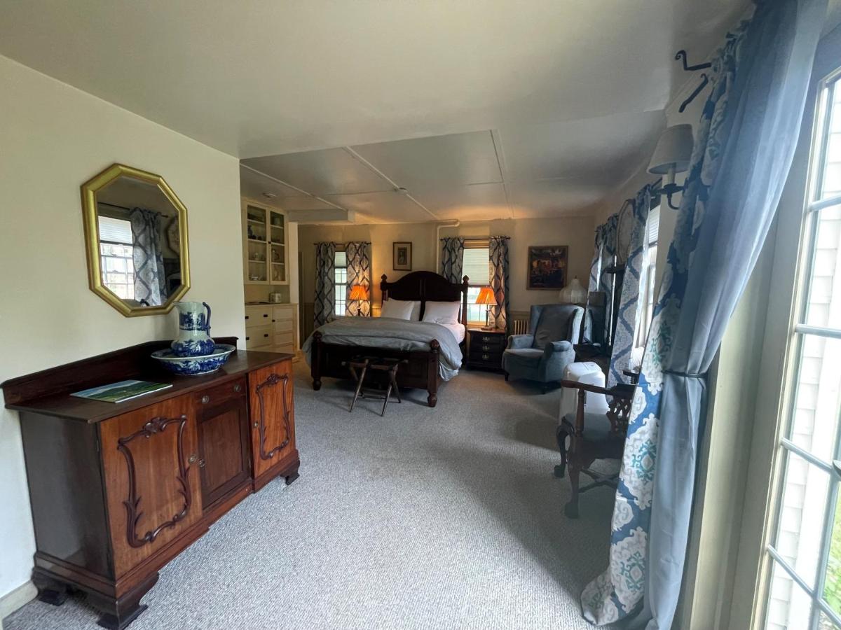 | Arlington Inn & Spa