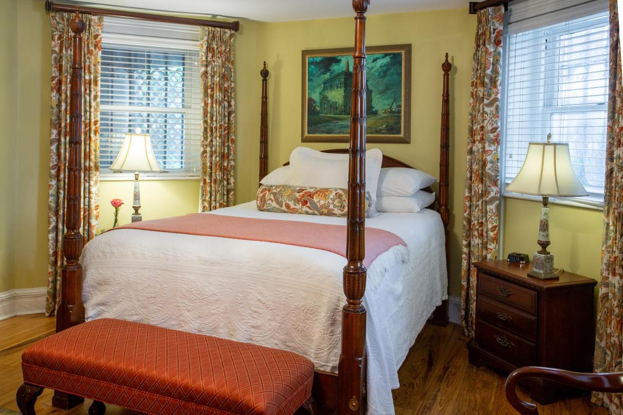 | Kehoe House, Historic Inns of Savannah Collection