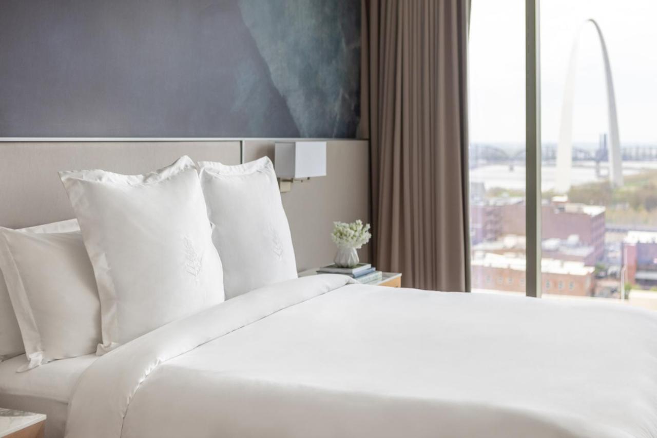 | Four Seasons St. Louis