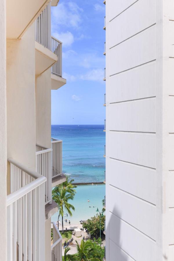 Standard King Room at Park Shore Waikiki