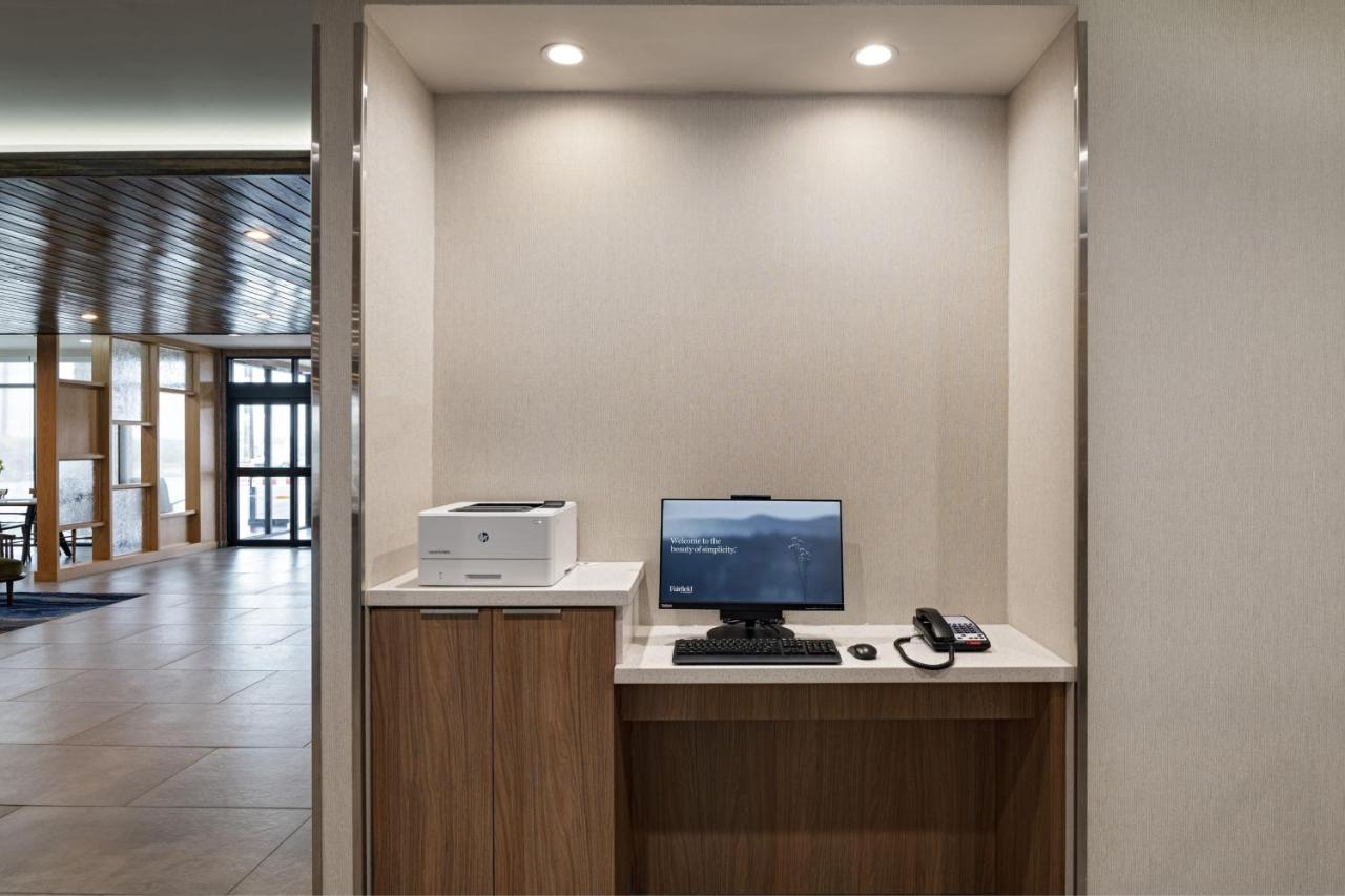 | Fairfield by Marriott Inn & Suites Waller