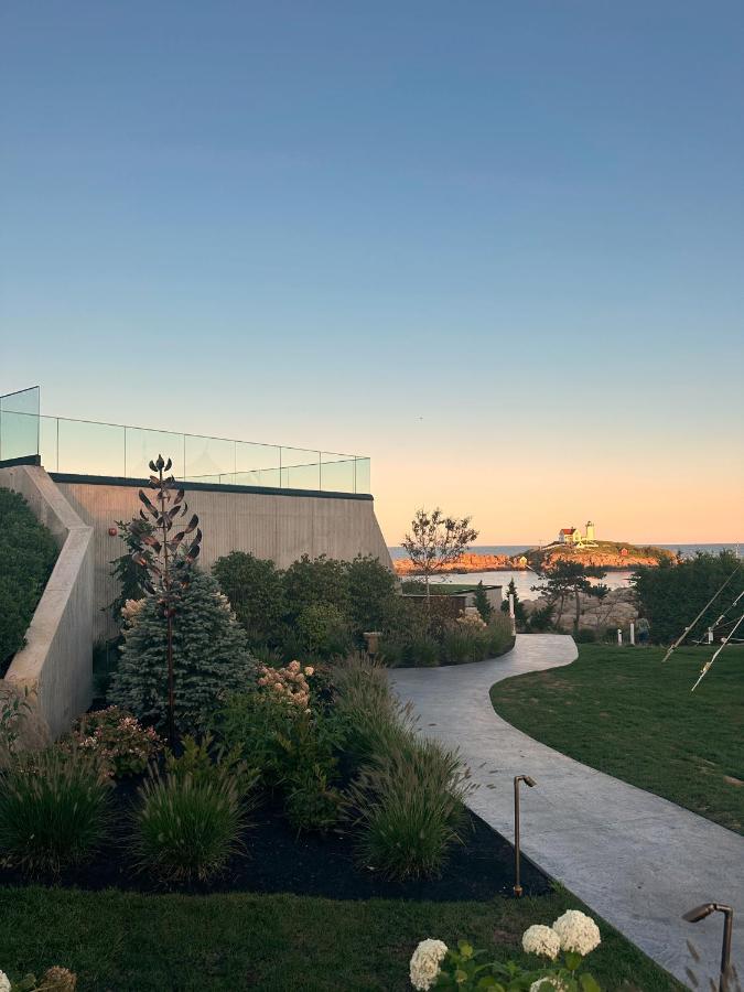 | ViewPoint Hotel