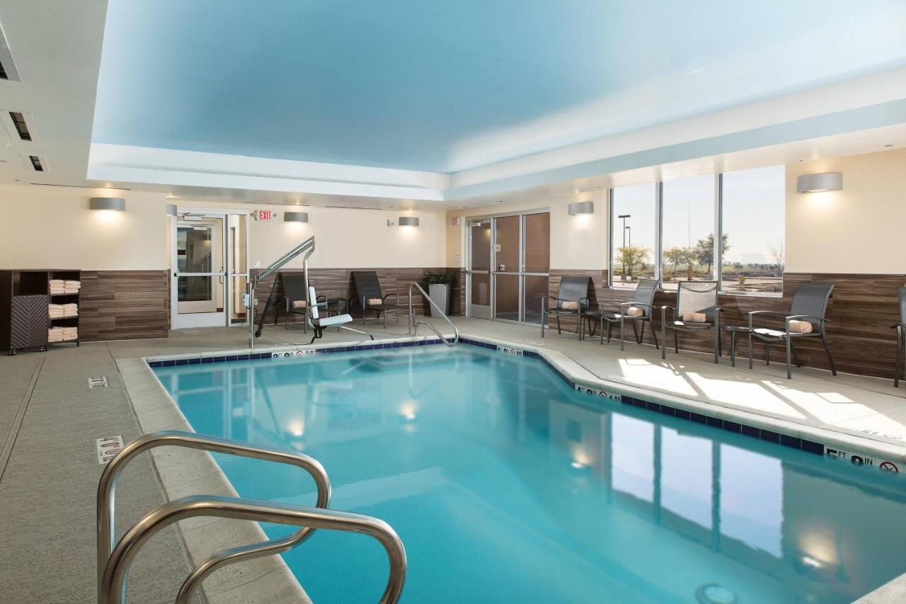 | Fairfield Inn & Suites by Marriott Sacramento Folsom
