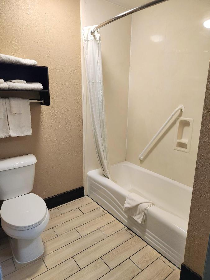 King Room - Non-Smoking at Days Inn by Wyndham Rosenberg