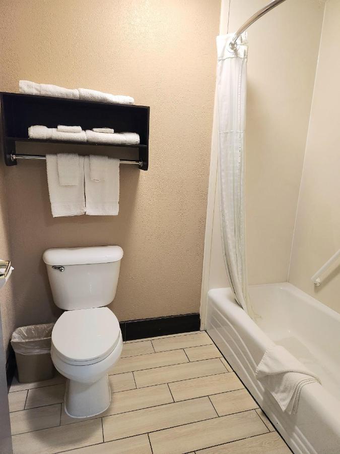King Room - Non-Smoking at Days Inn by Wyndham Rosenberg