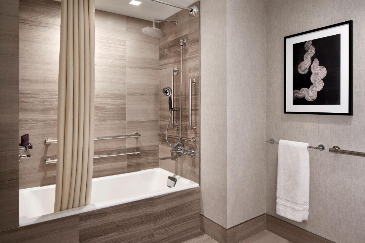 | The Ritz-Carlton, Chicago