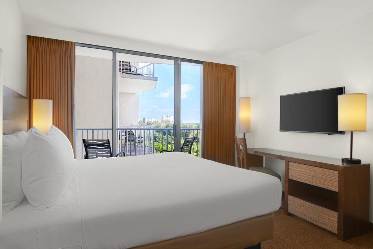 Partial Ocean View King at Park Shore Waikiki