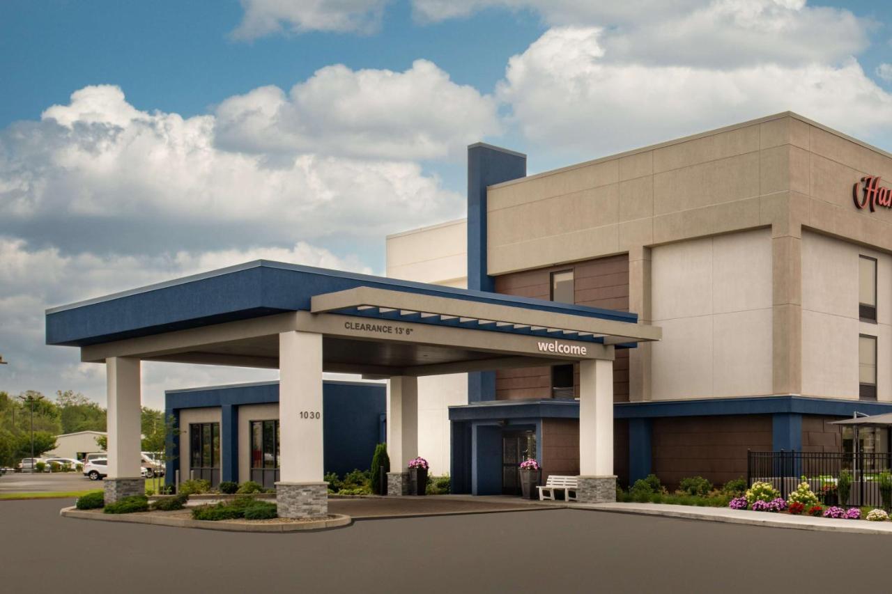 | Hampton Inn Seekonk