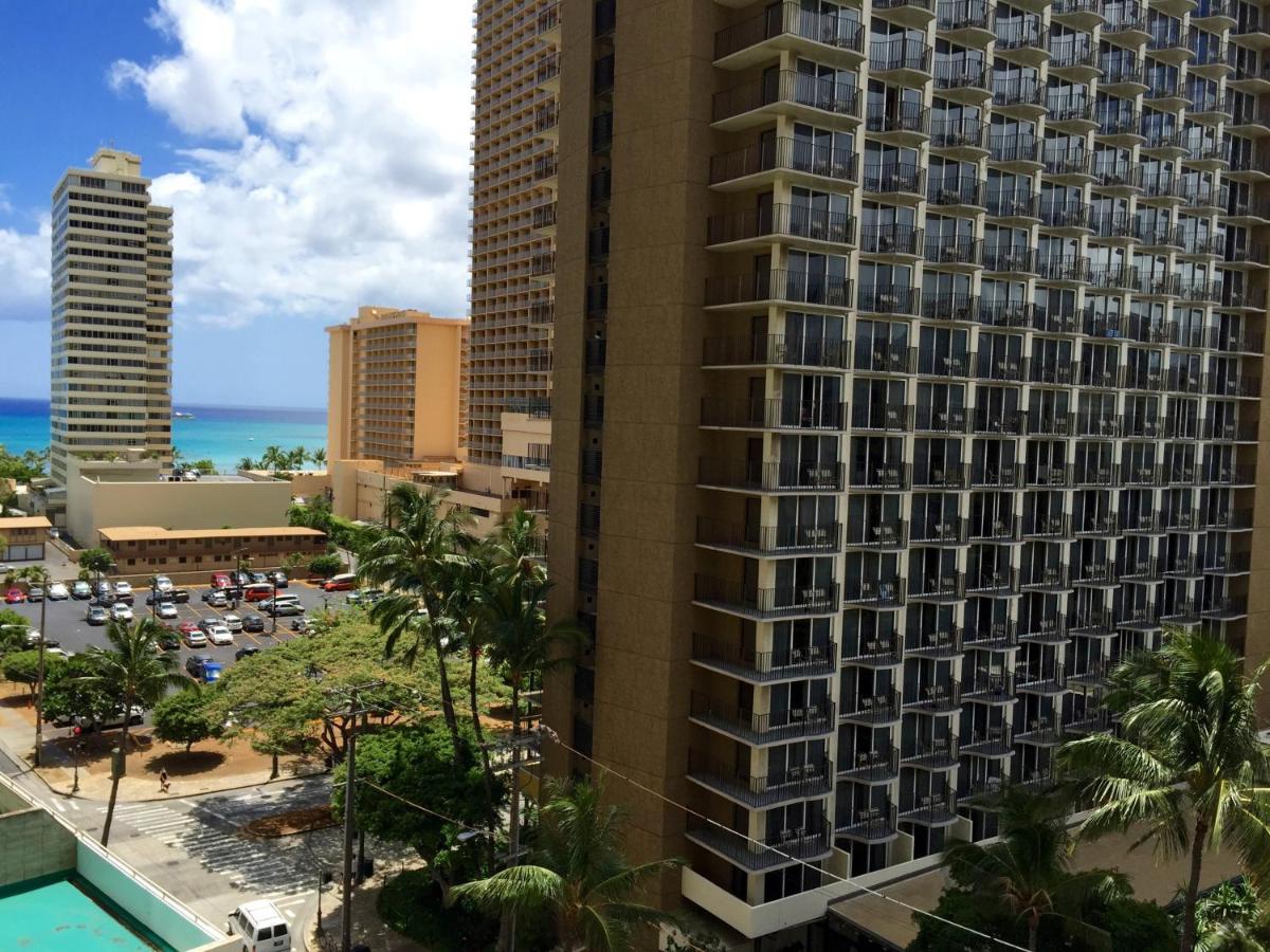  | Hawaiian Sun Holidays