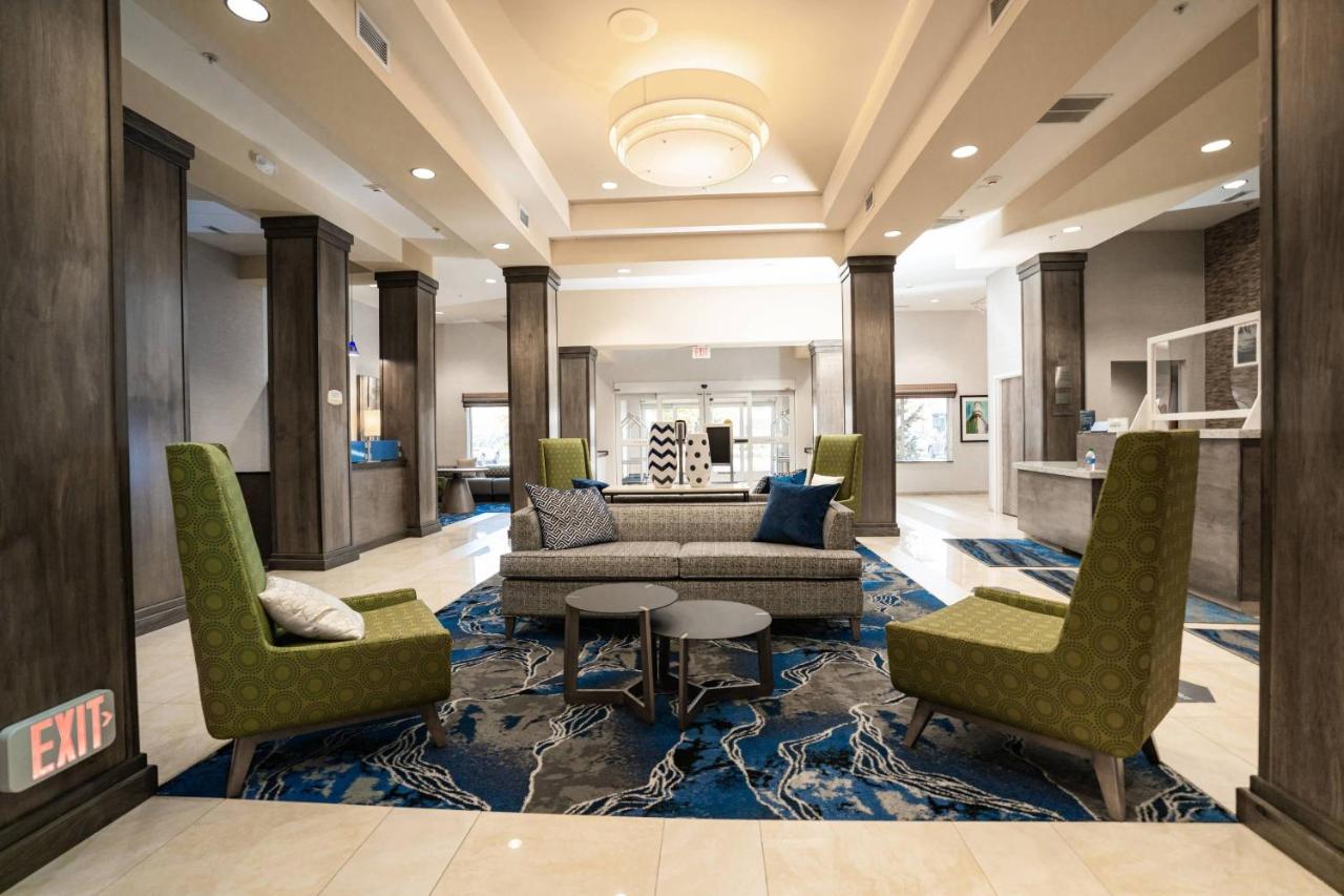 | Fairfield Inn & Suites Kearney