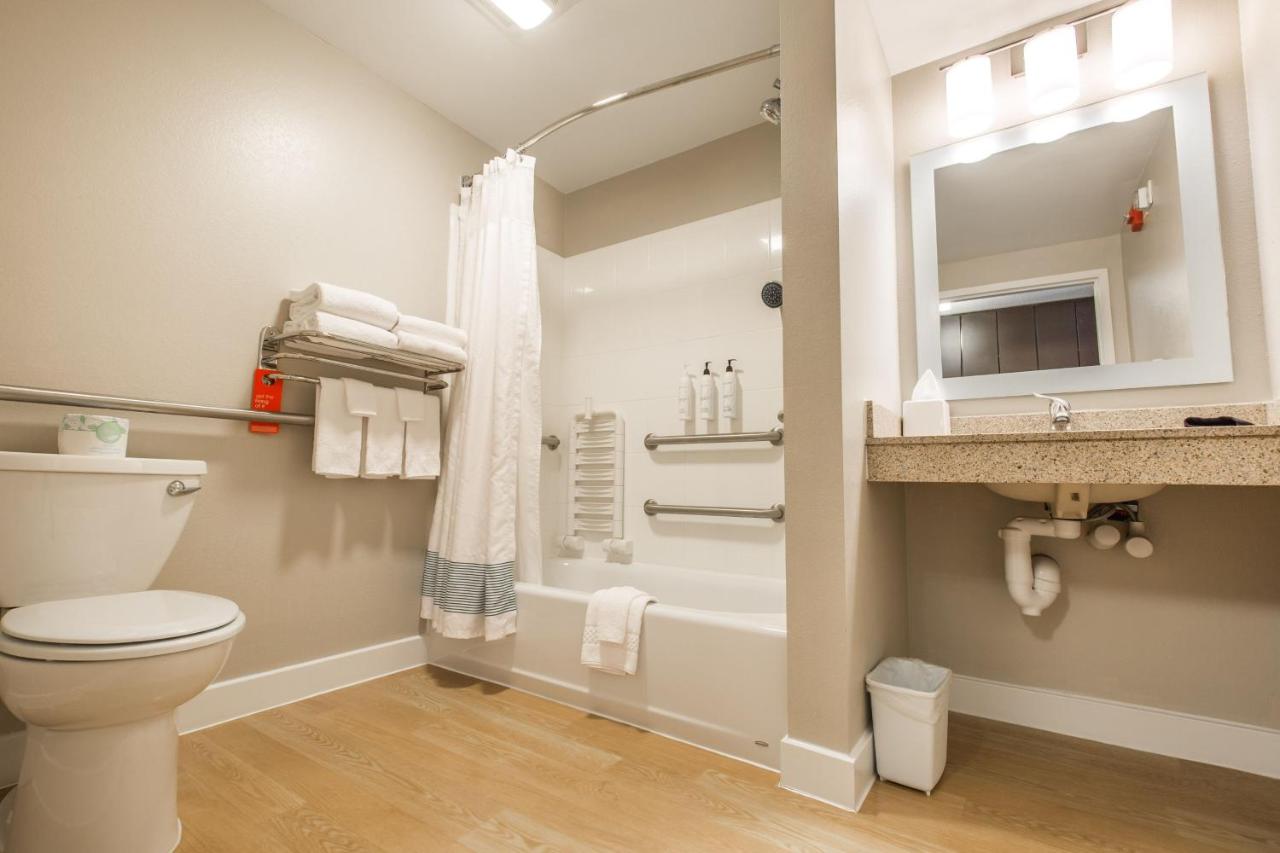 | TownePlace Suites by Marriott Gilford