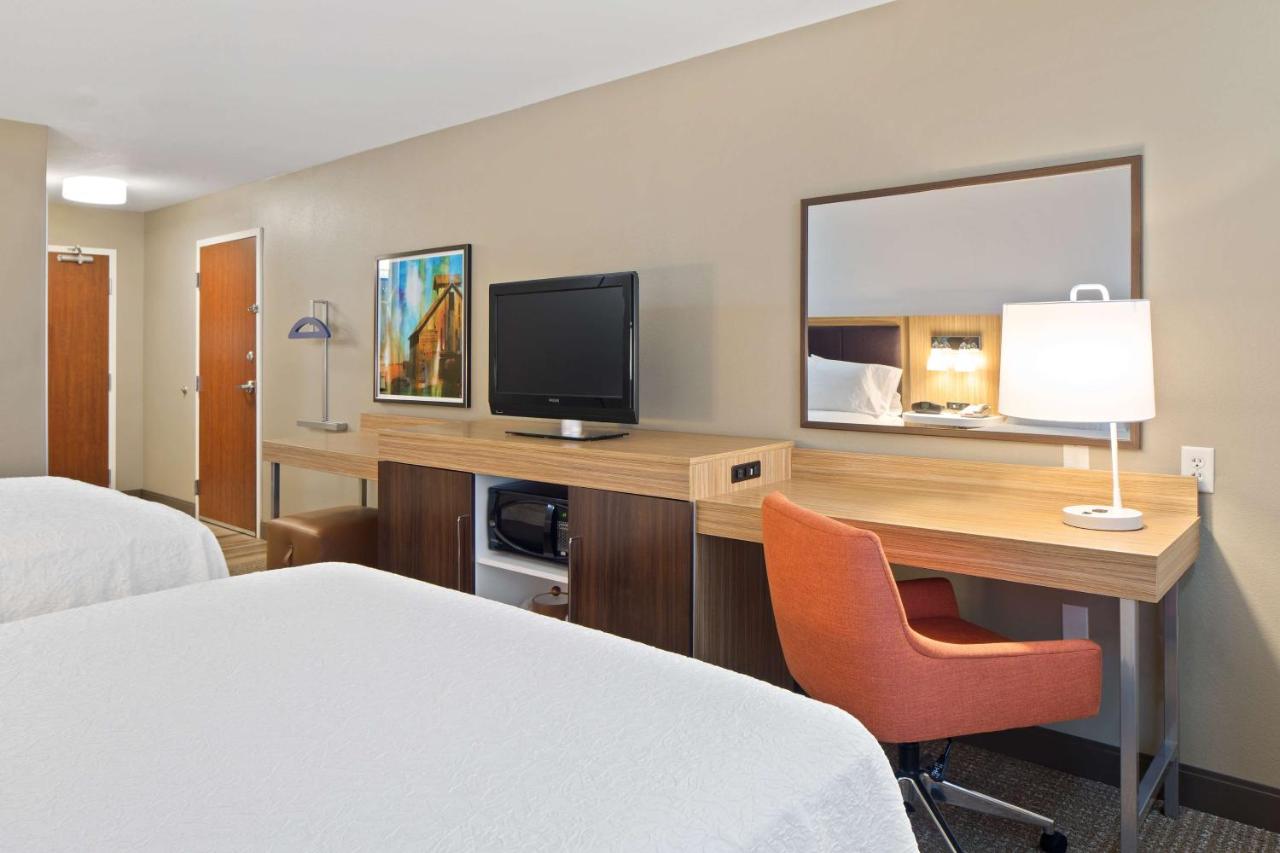 Queen Room - Non-Smoking at Hampton Inn & Suites by Hilton Walla Walla