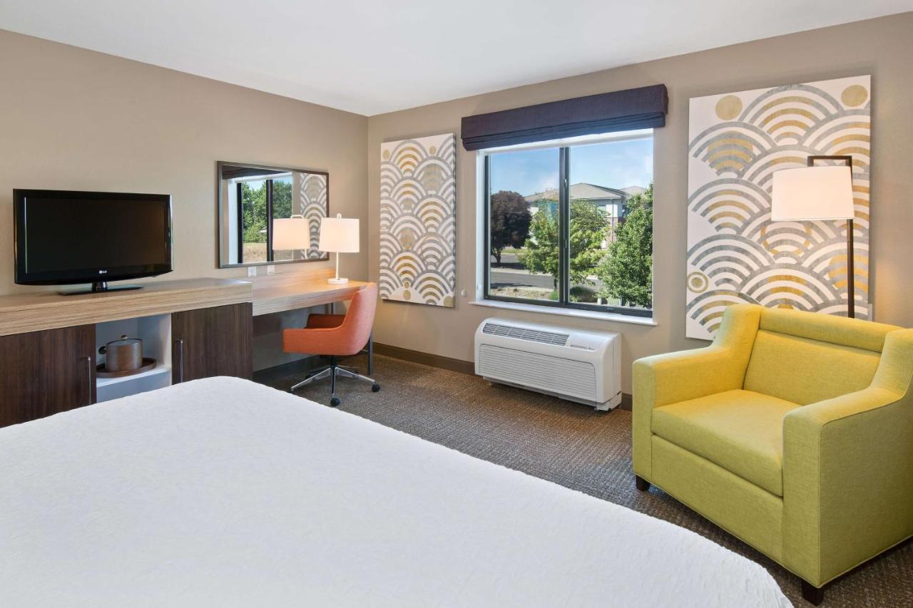 King Room - Non-Smoking at Hampton Inn & Suites by Hilton Walla Walla