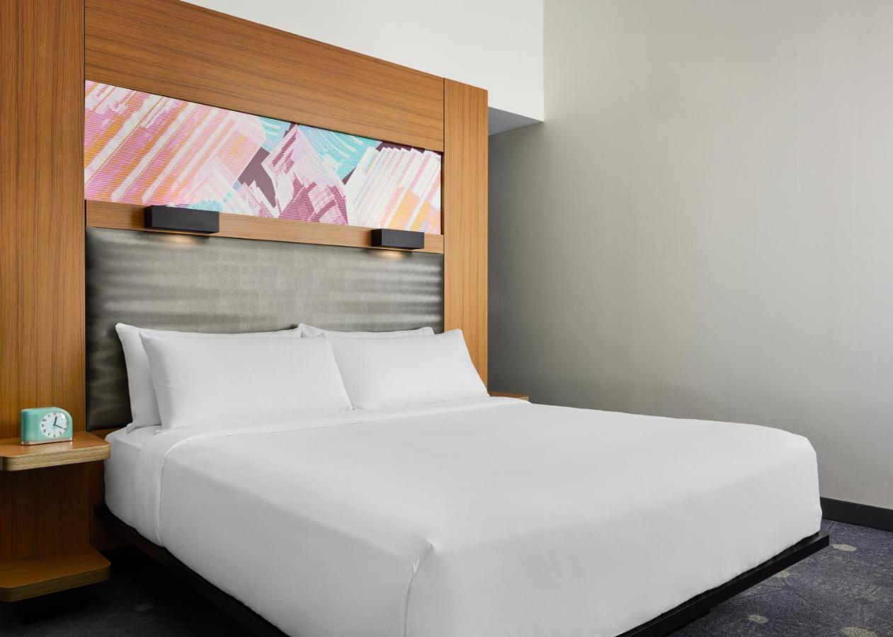 | Aloft Leawood-Overland Park