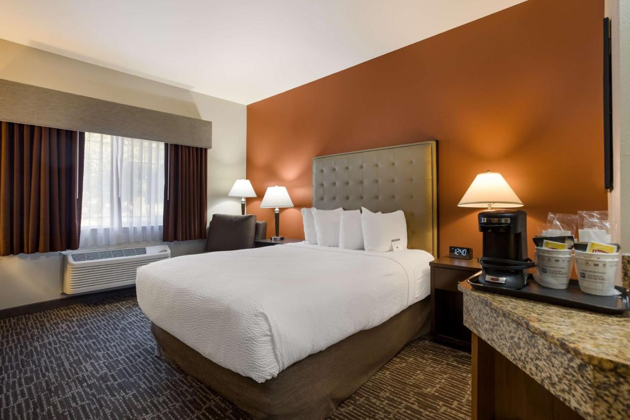  | Best Western Northwest Lodge