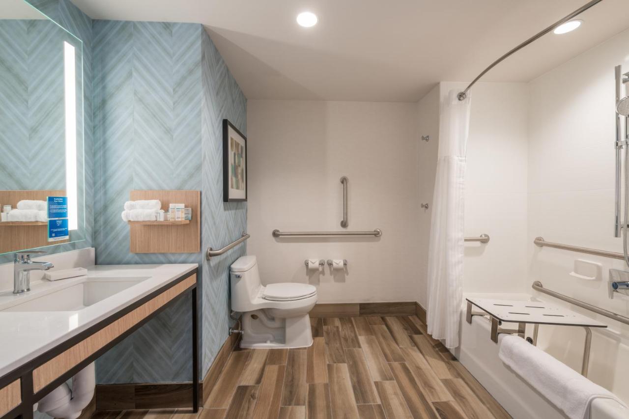 | Hilton Garden Inn Boston Canton, Ma