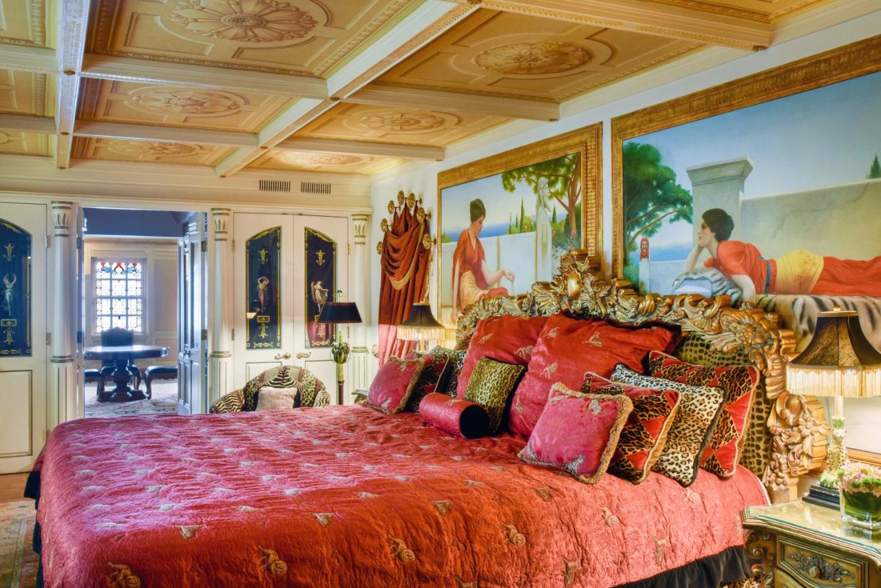 One Bedroom Suite  at The Villa Casa Casuarina