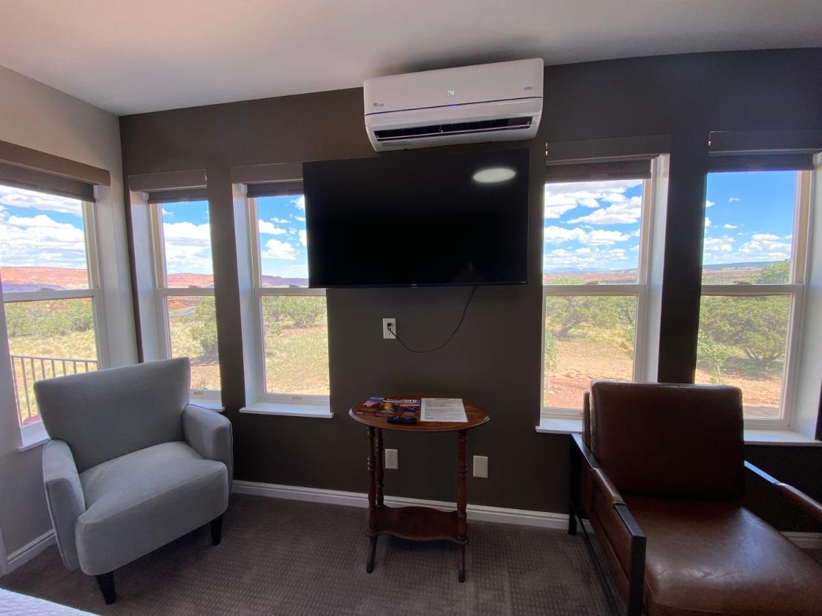  | SkyRidge Inn