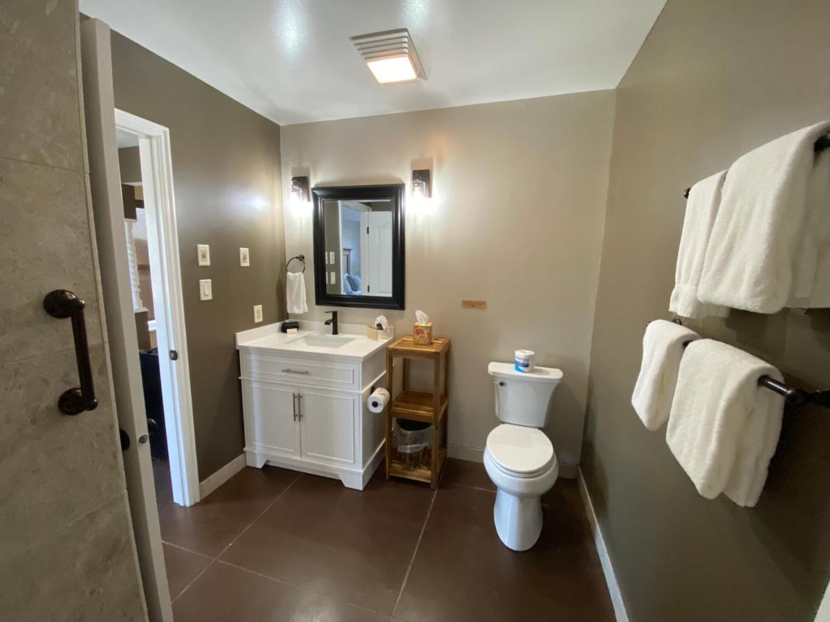  | SkyRidge Inn
