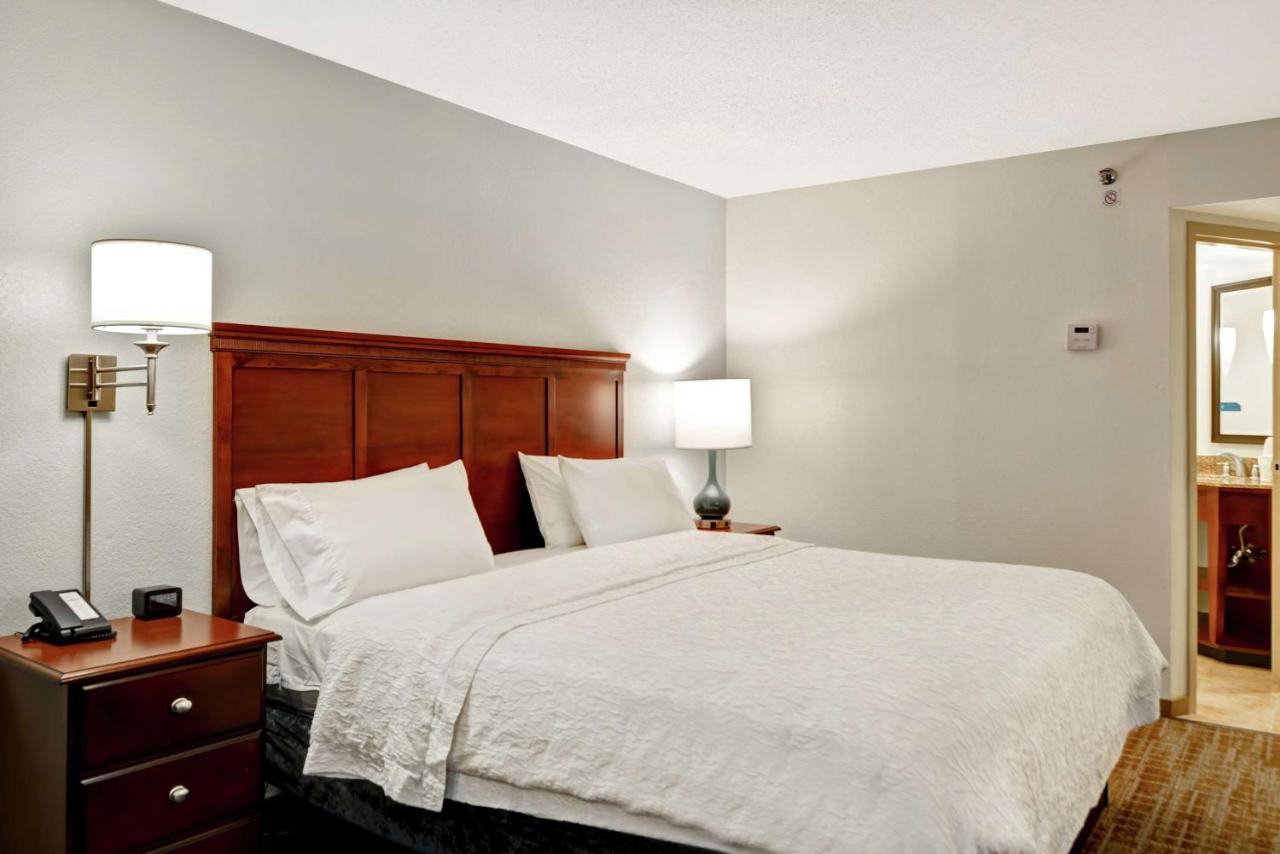 King Room - Non-Smoking at Hampton Inn Beckley