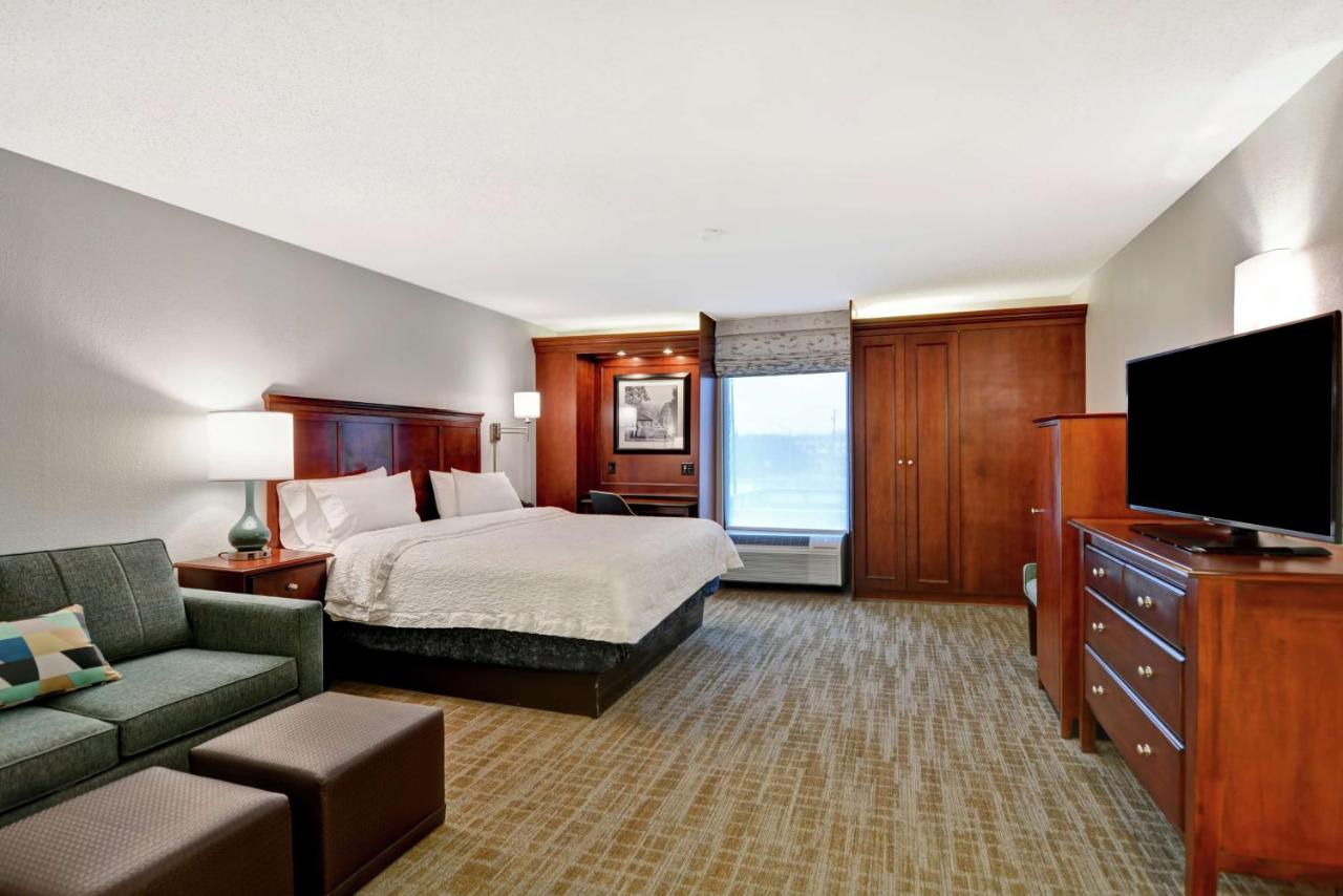King Room with Sofa Bed - Non-Smoking at Hampton Inn Beckley