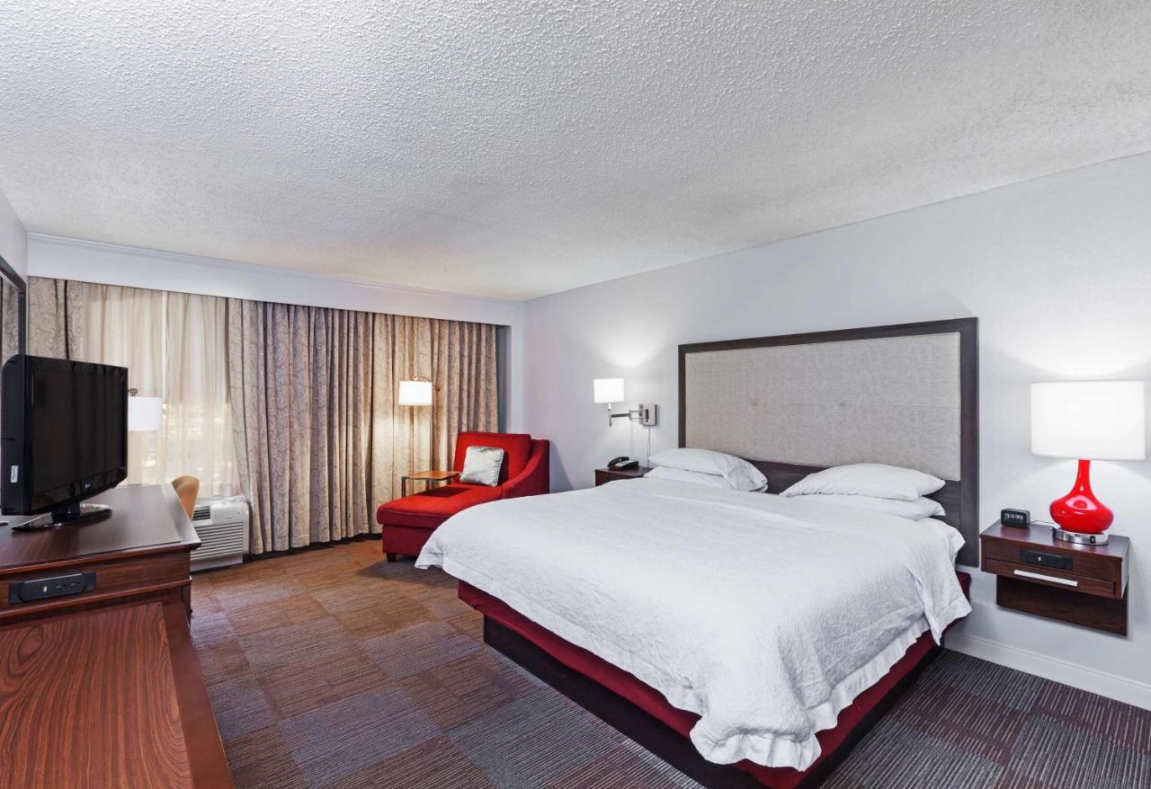 King Room - Disability Access at Hampton Inn Oklahoma City-Northwest