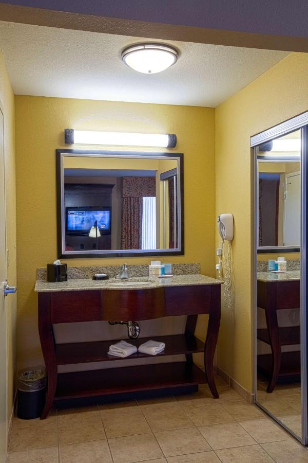 Queen Room with Two Queen Beds Hearing Accessible - Non-Smoking at Hampton Inn & Suites Sacramento-Elk Grove Laguna I-5