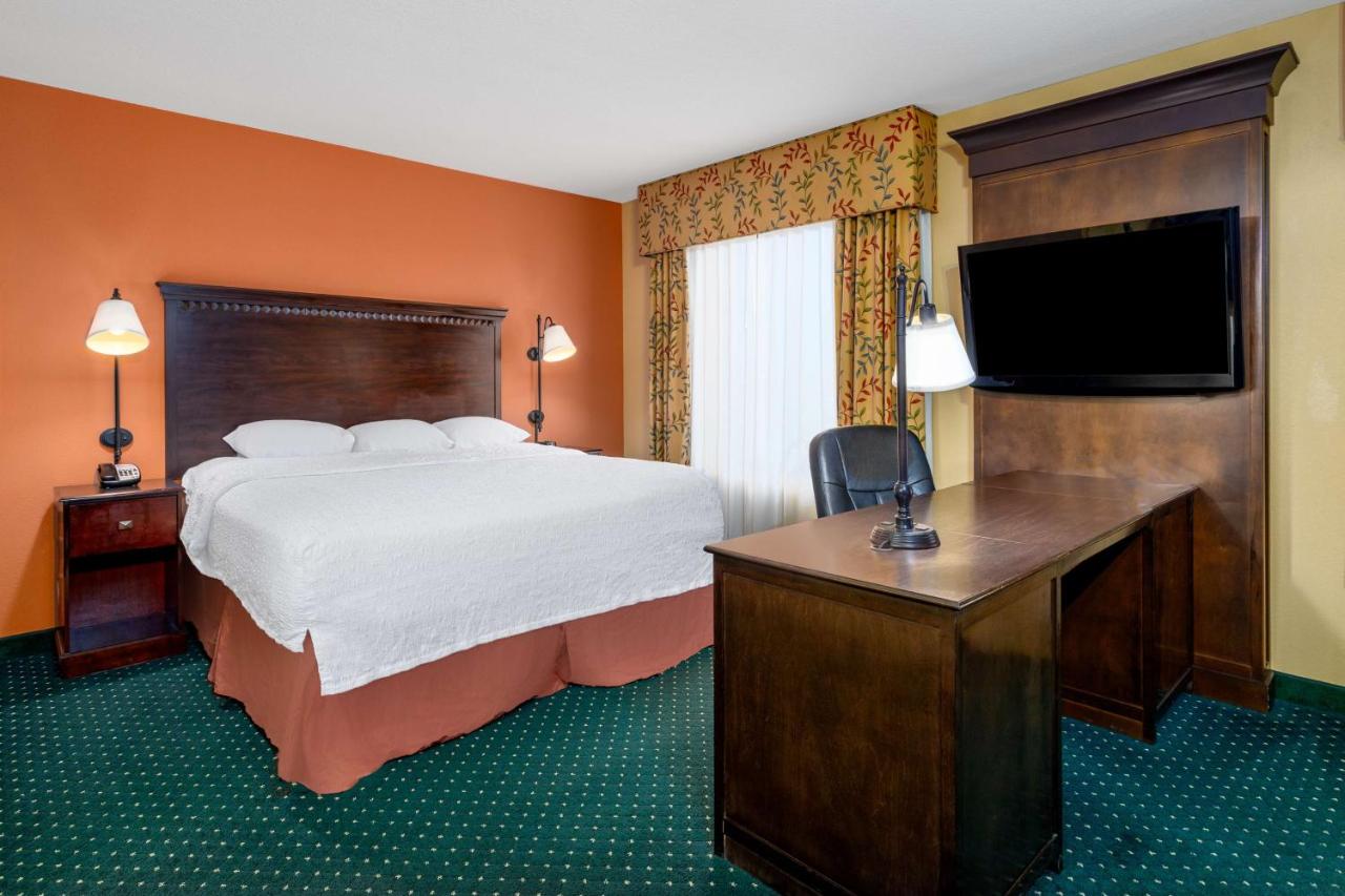 King Studio - Non-Smoking at Hampton Inn & Suites Sacramento-Elk Grove Laguna I-5