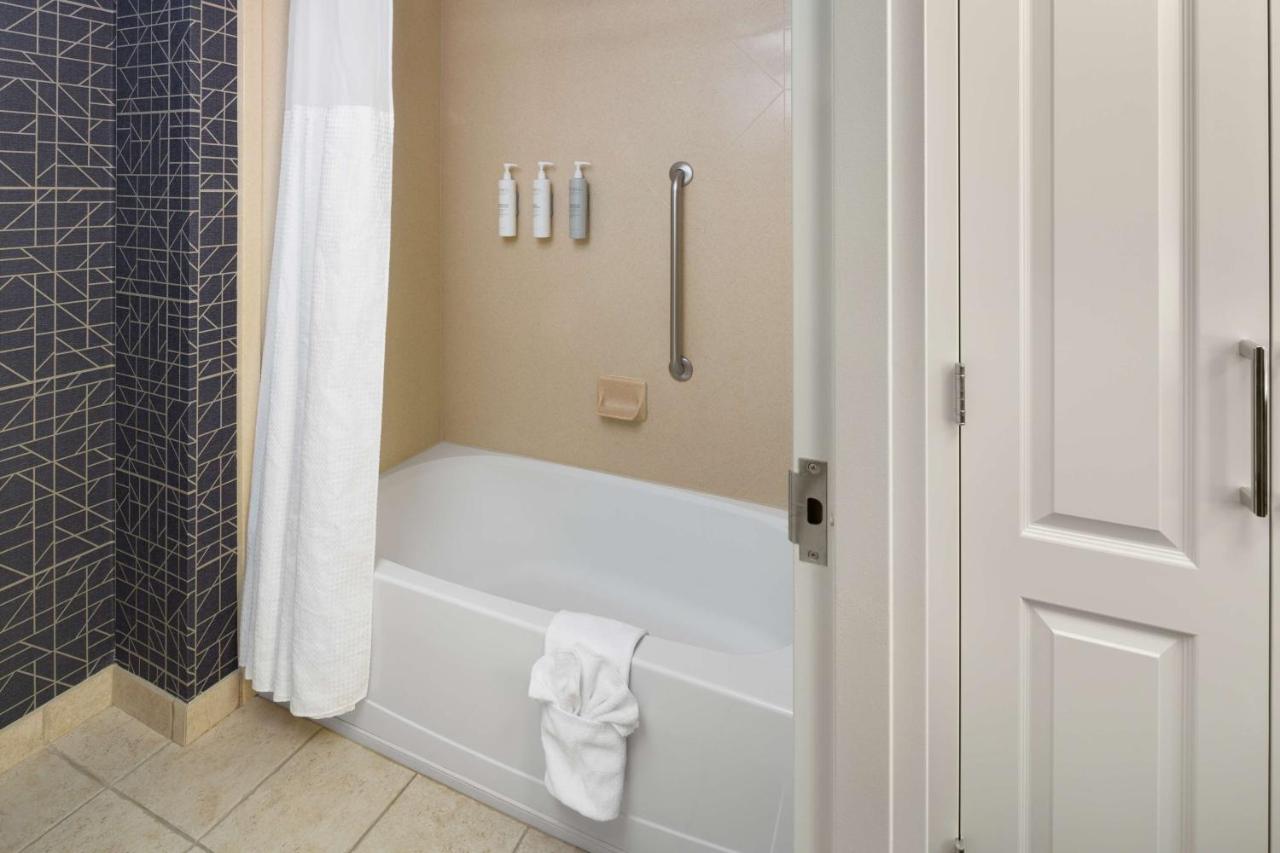 | Homewood Suites by Hilton Newburgh-Stewart Airport