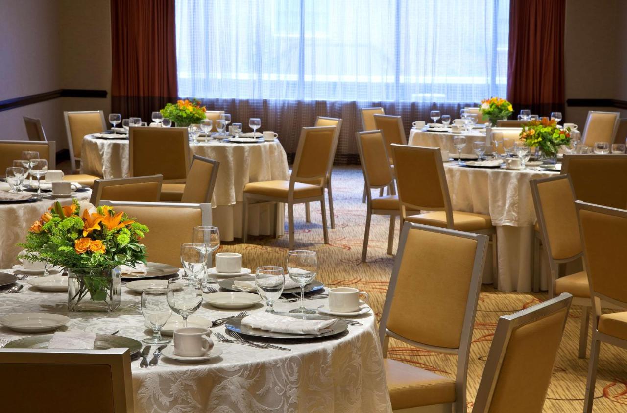 | Embassy Suites Washington D.C. - at the Chevy Chase Pavilion