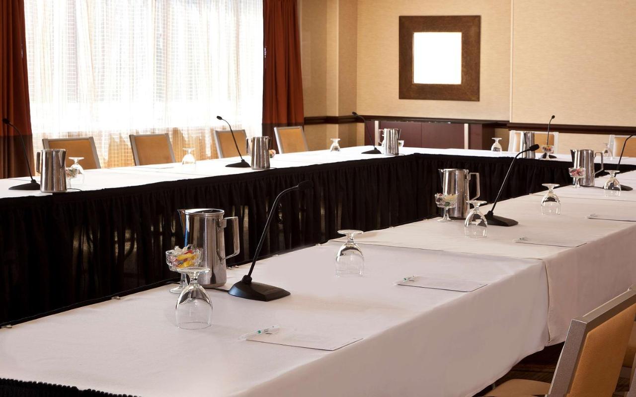 | Embassy Suites Washington D.C. - at the Chevy Chase Pavilion