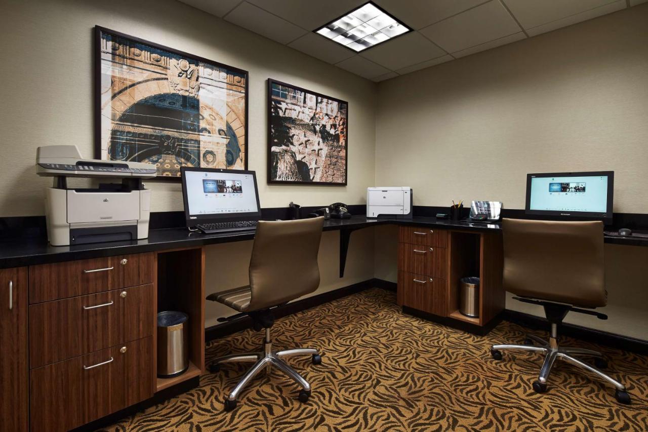 | Embassy Suites Washington D.C. - at the Chevy Chase Pavilion