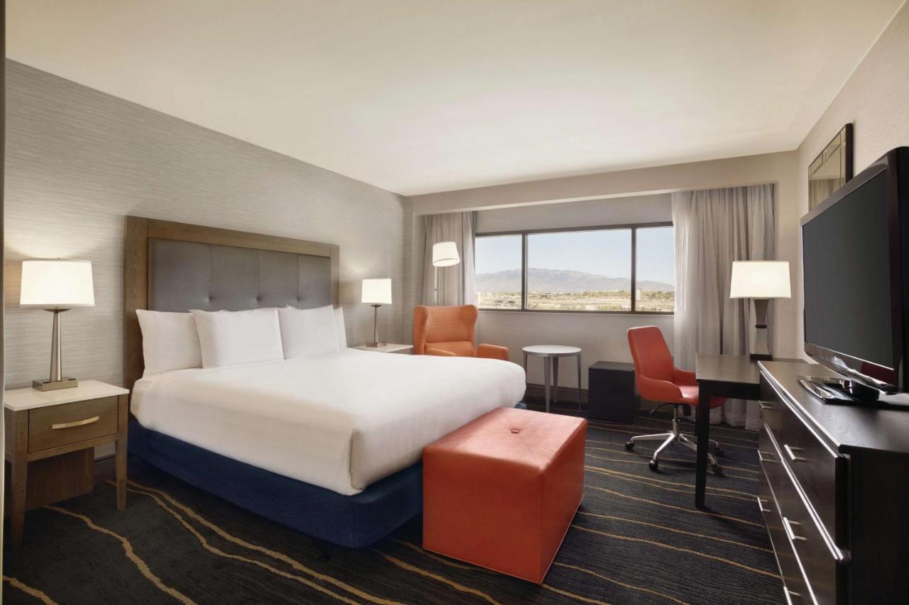 King Room with Mountain View - Non-Smoking at DoubleTree by Hilton Hotel Albuquerque