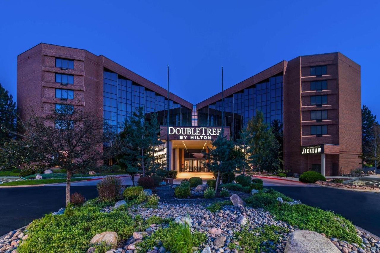 | DoubleTree by Hilton Hotel Denver - Aurora