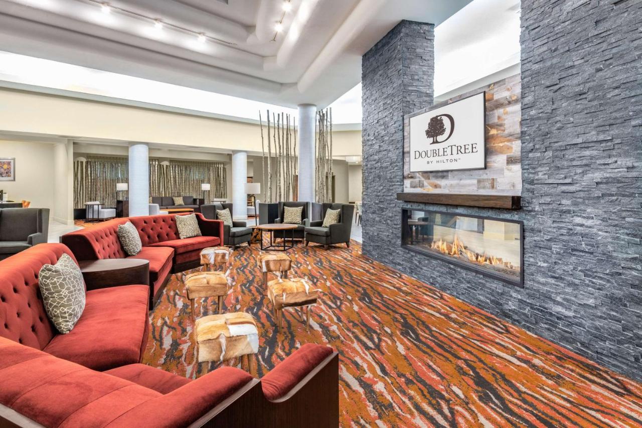 | DoubleTree by Hilton Hotel Denver - Aurora