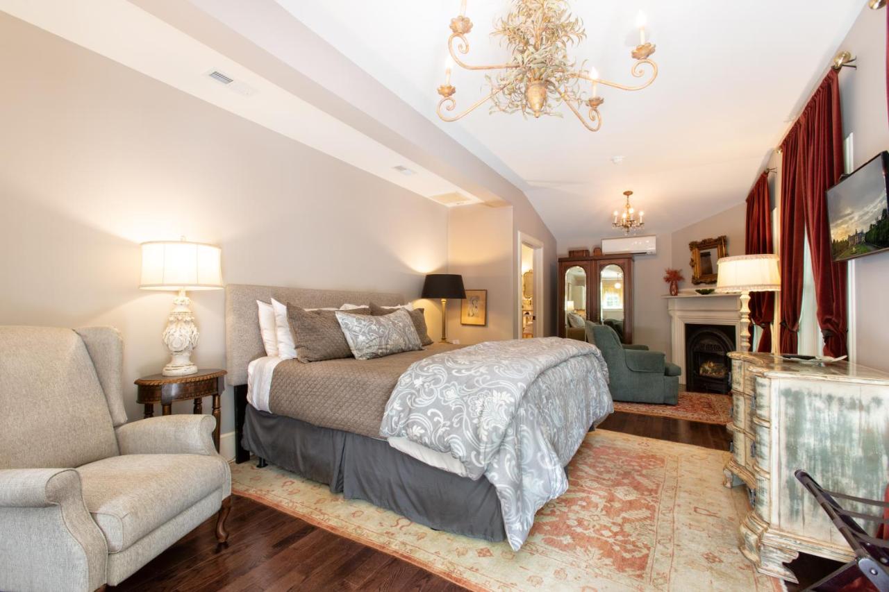 | Black Walnut B&B Inn