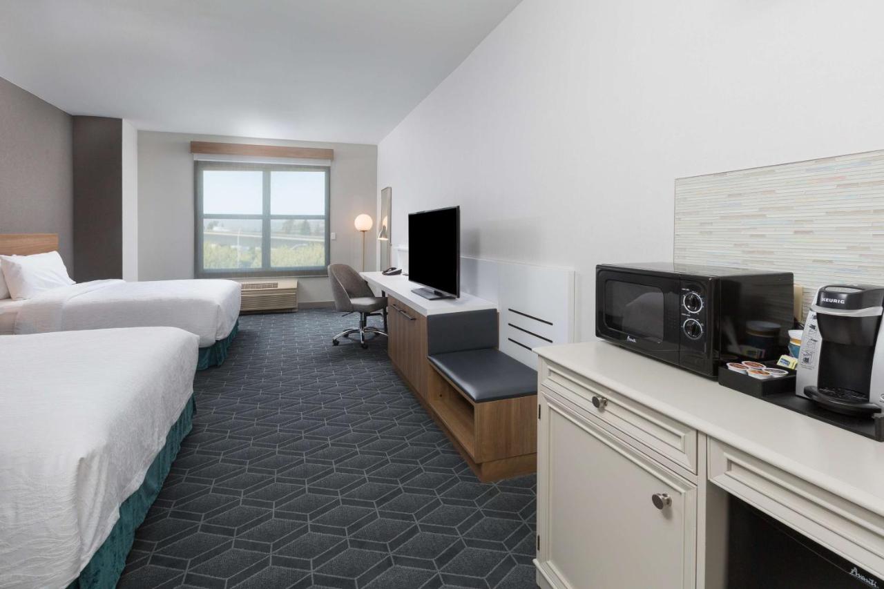 King Room - Disability Access at Hilton Garden Inn Oakland / San Leandro
