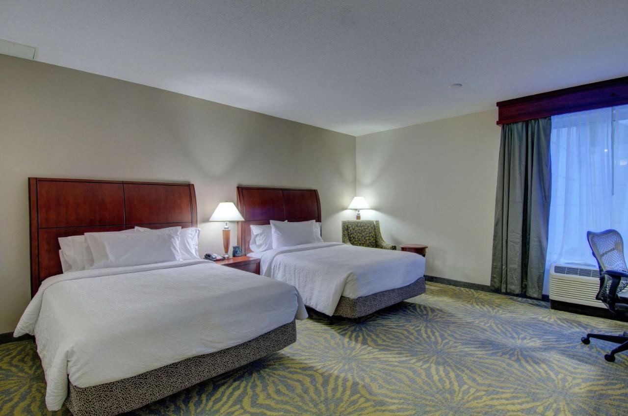 Accessible 2 Double Room - With Roll in Shower at Hilton Garden Inn Norwalk