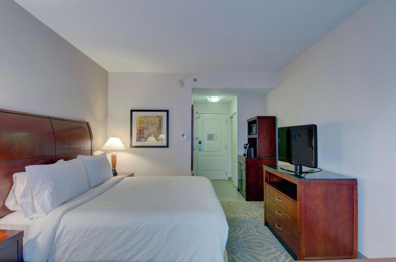 Premium King Room at Hilton Garden Inn Norwalk
