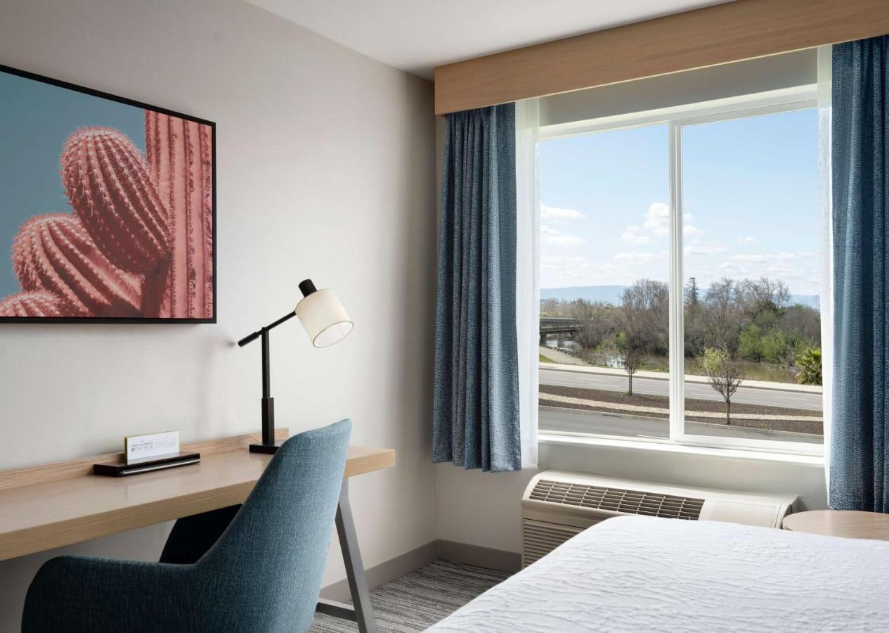 King Room at Hilton Garden Inn San Jose/Milpitas