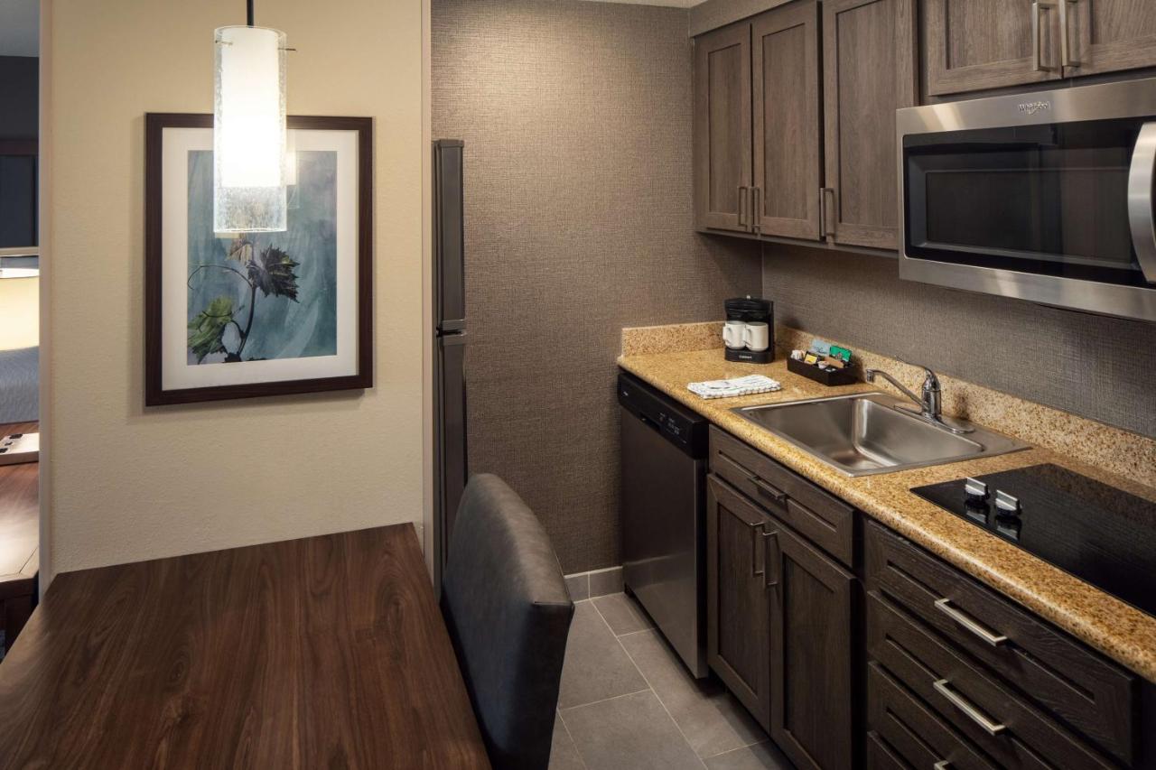 | Homewood Suites by Hilton Wallingford-Meriden