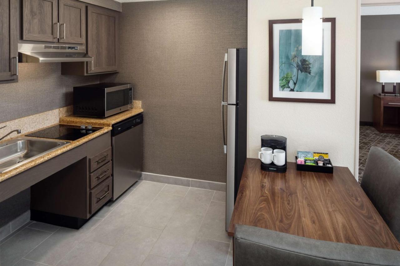 | Homewood Suites by Hilton Wallingford-Meriden