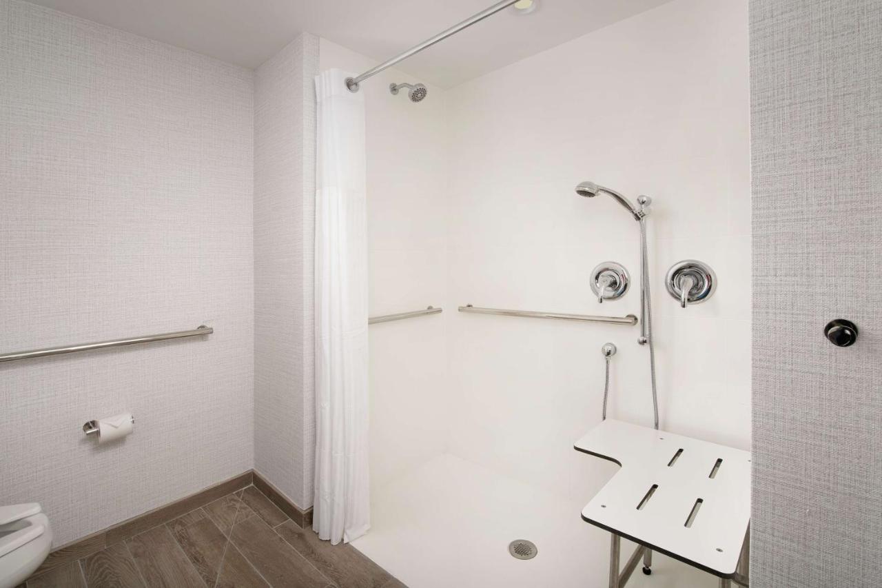King Room - Hearing Accessible at Hilton Garden Inn Miami Brickell South