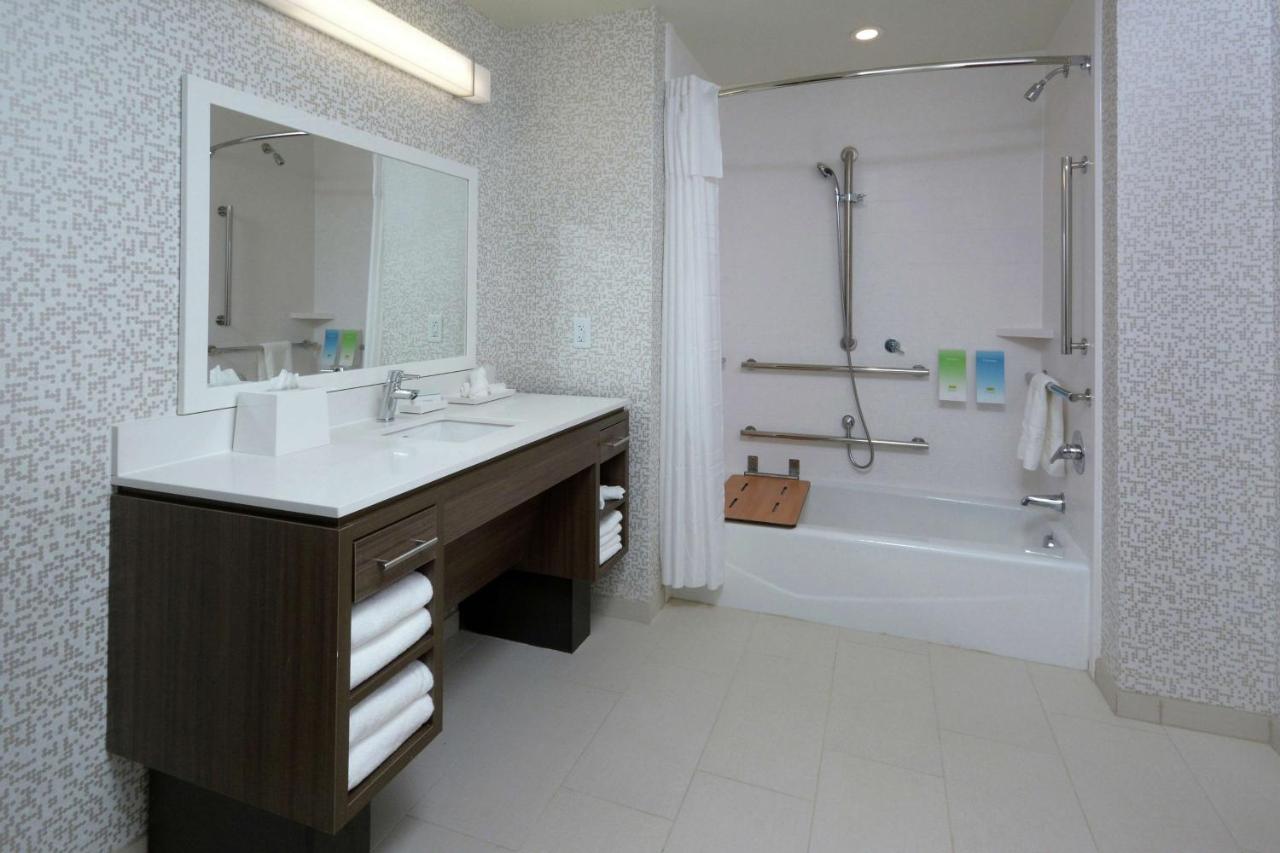King Suite with Bath Tub - Mobility Accessible/Non-Smoking at Home2 Suites by Hilton Duncan