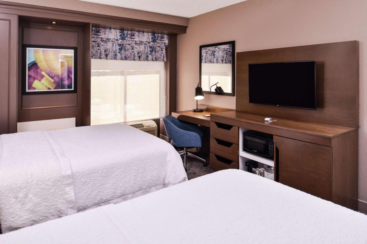 Double Room with Two Double Beds - Non-Smoking at Hampton Inn Albuquerque-University/Midtown