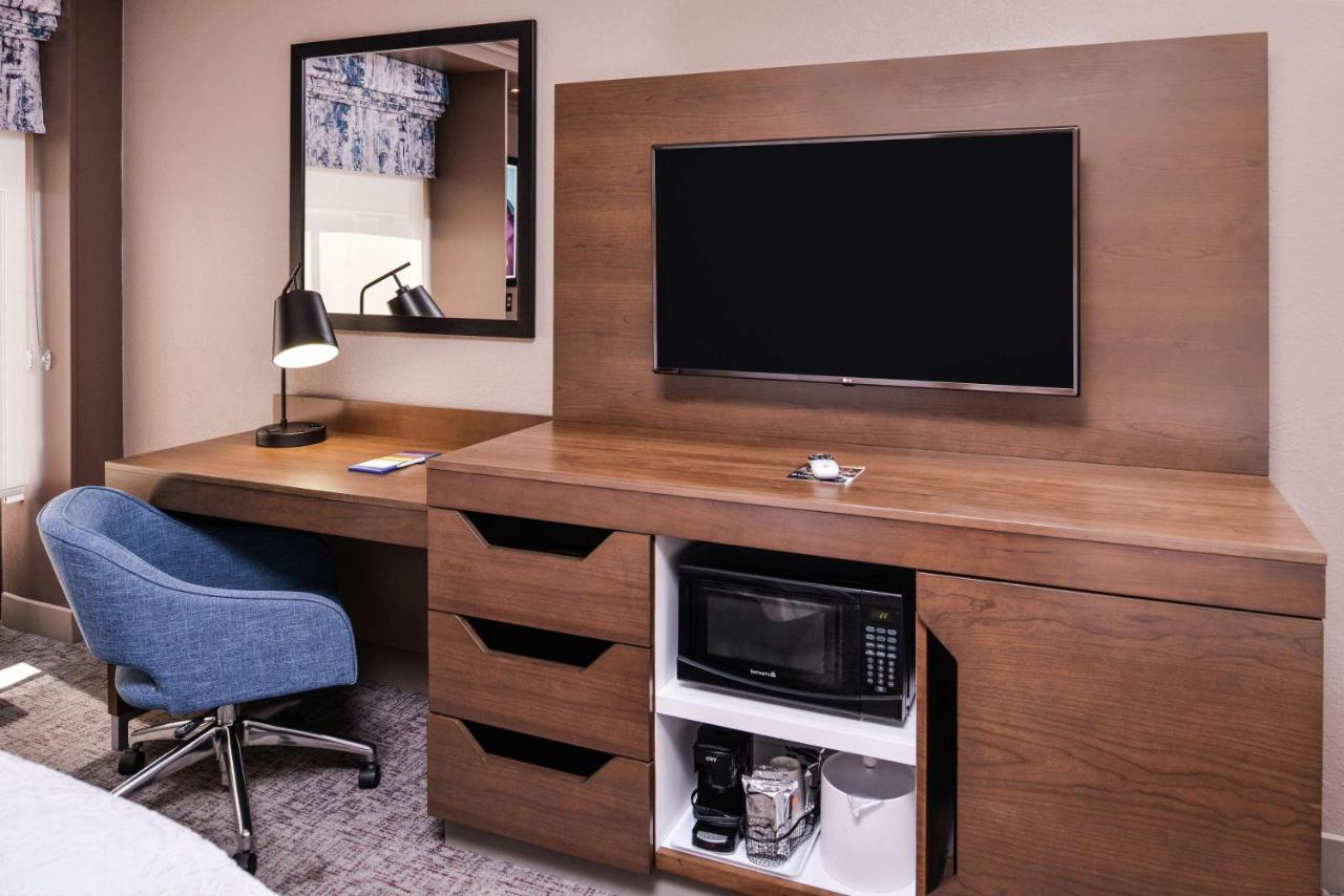 Double Room with Two Double Beds - Non-Smoking at Hampton Inn Albuquerque-University/Midtown