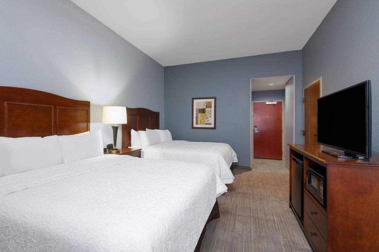 Queen Room with Two Queen Beds - Non-Smoking at Hampton Inn Denver-International Airport