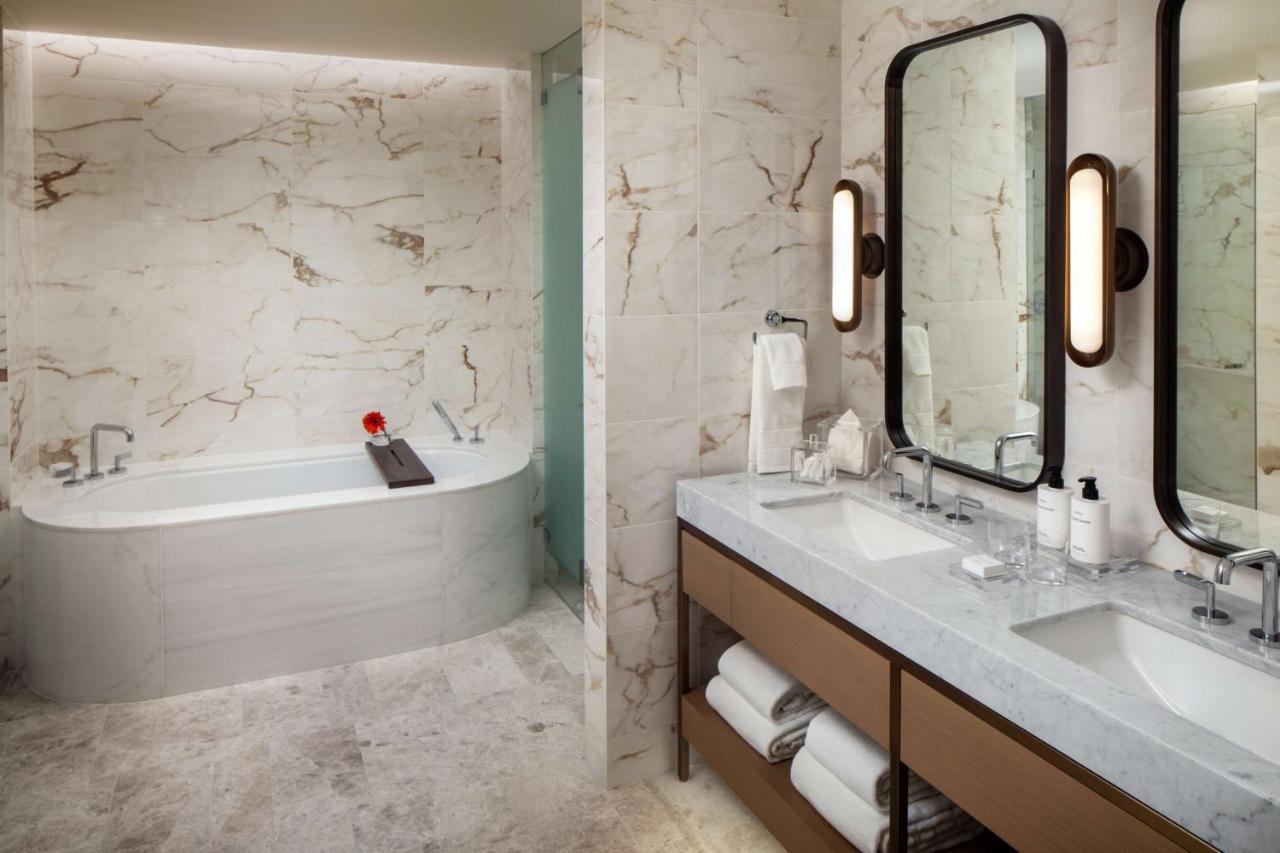 Corner One-Bedroom King Suite at Conrad Nashville