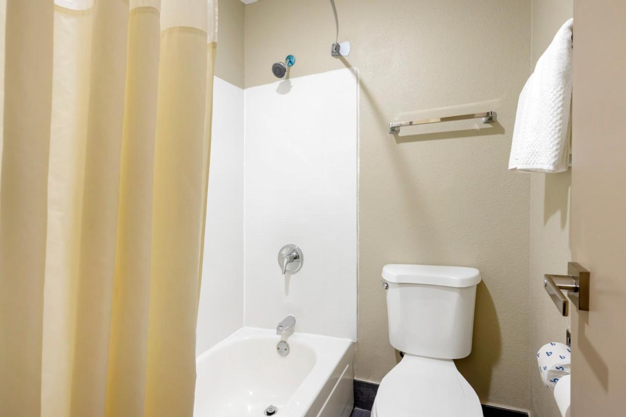 Connecting Double Room with Two Double Beds - Non-Smoking at Quality Inn Jackson