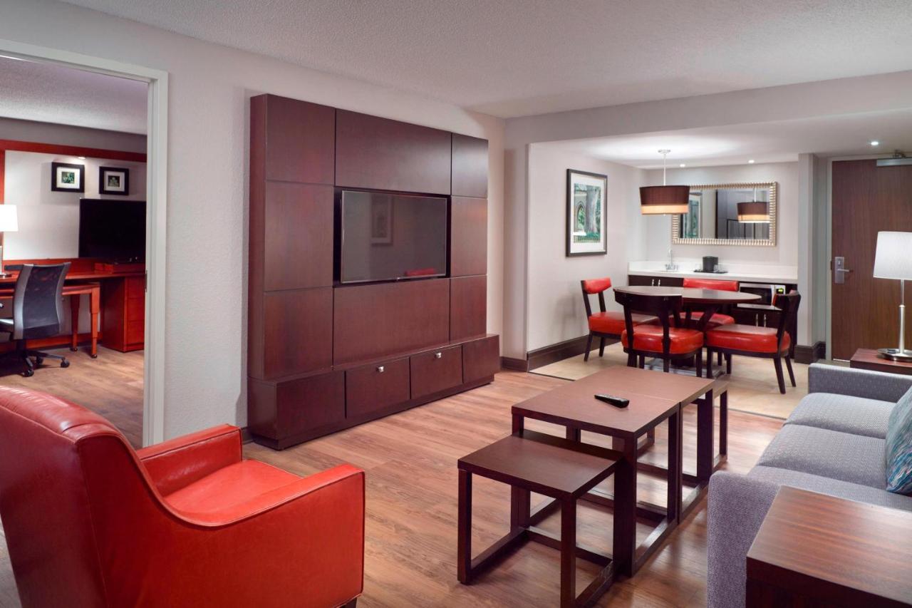 King Suite with Sofa Bed at Courtyard Atlanta Decatur Downtown/Emory